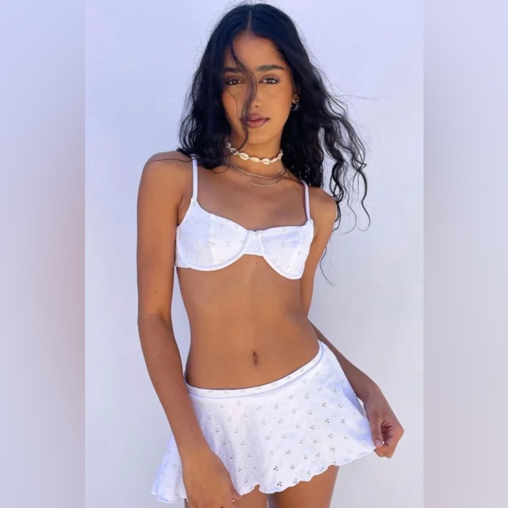 frankie’s bikini set